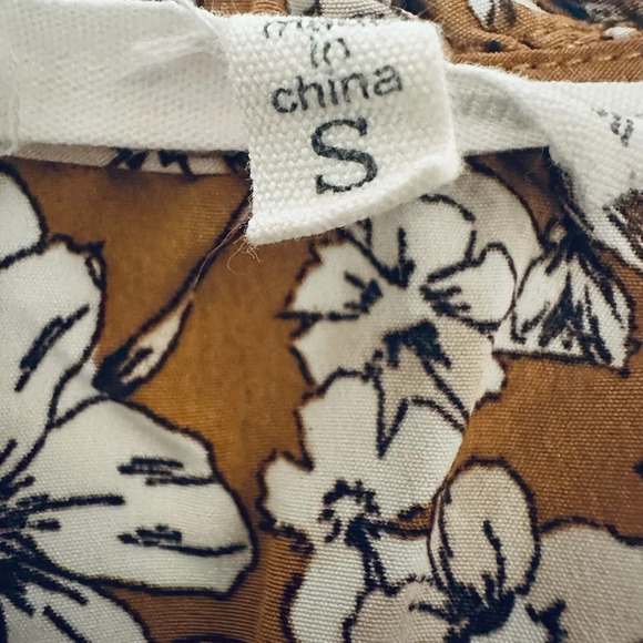 Floral Lace Trim Top - Brown - Picture 11 of 13